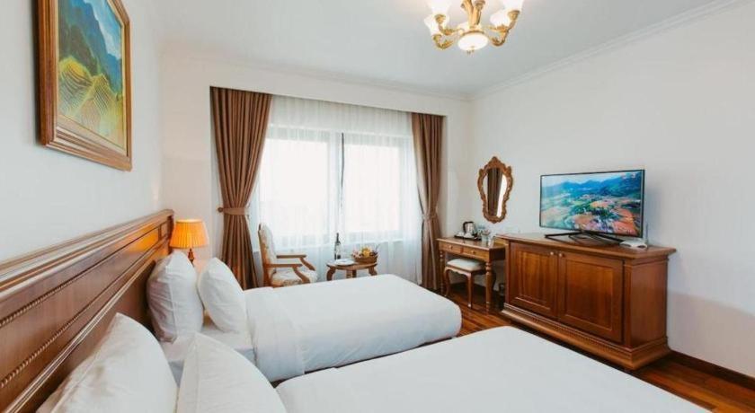 Ha Long New Day Hotel Esterno foto